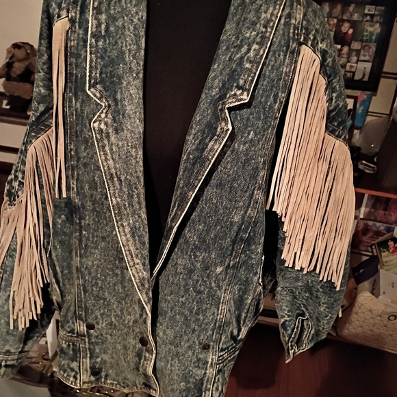 Prezzia Vintage Heavily Fringed Denim Jean Jacket - Picture 11 of 12